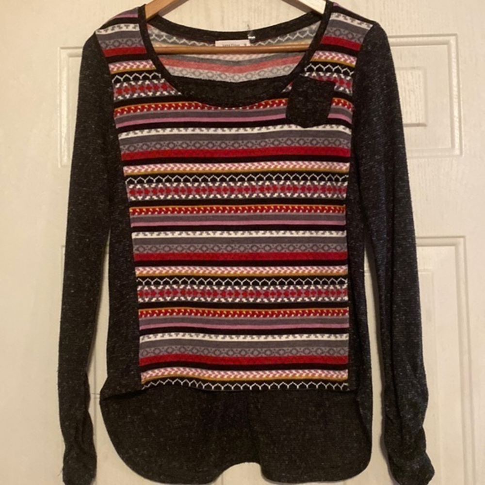 Love |tree sweater‎